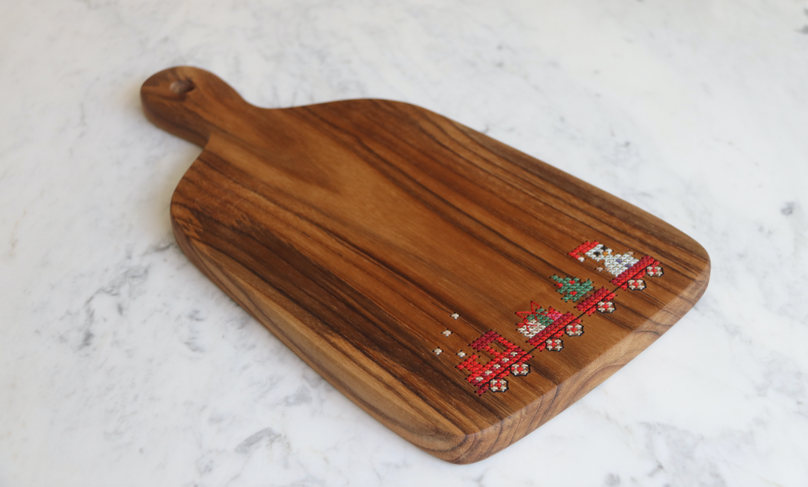 TABLA CON MANGO TRENECITO