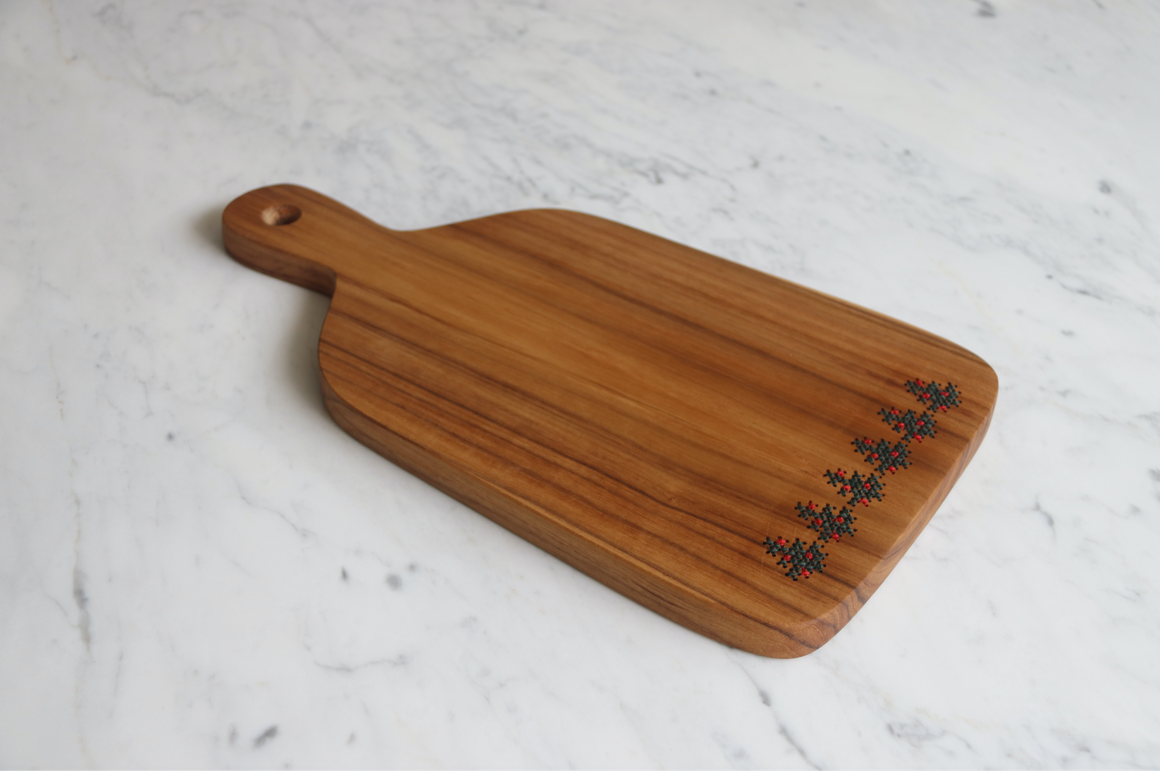 TABLA CON MANGO PINOS